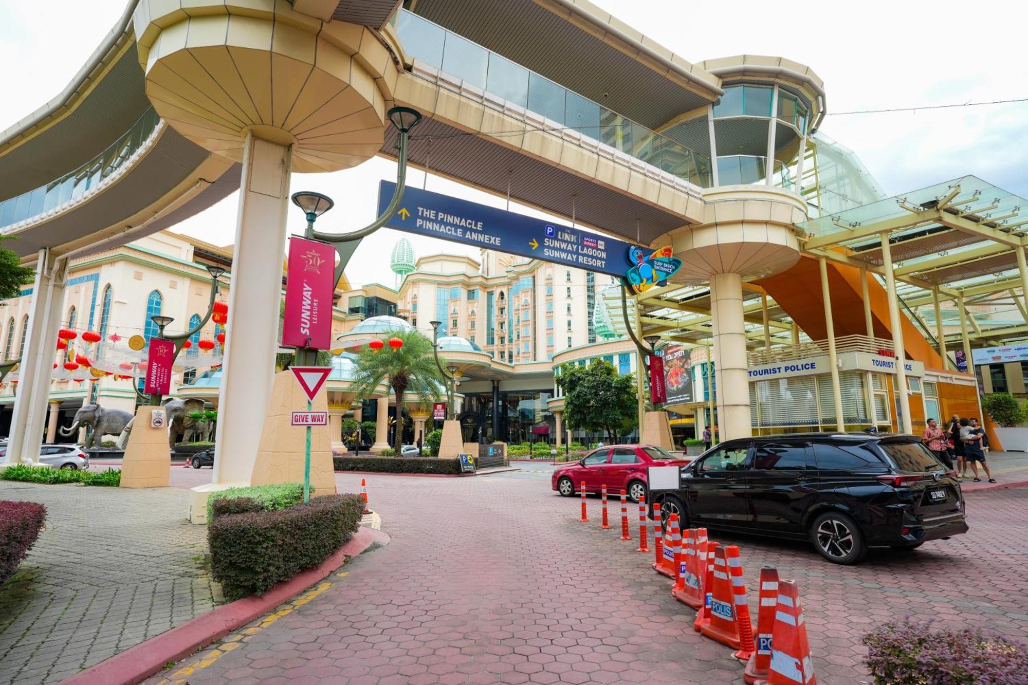 Hotel Blue Lagoon At Bandar Sunway Petaling Jaya Exterior foto